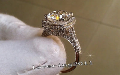 Luxury Diamond Ring